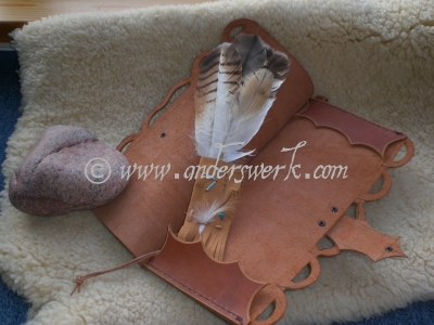 R&auml;ucherfedertasche_002