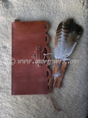 R&auml;ucherfedertasche_001